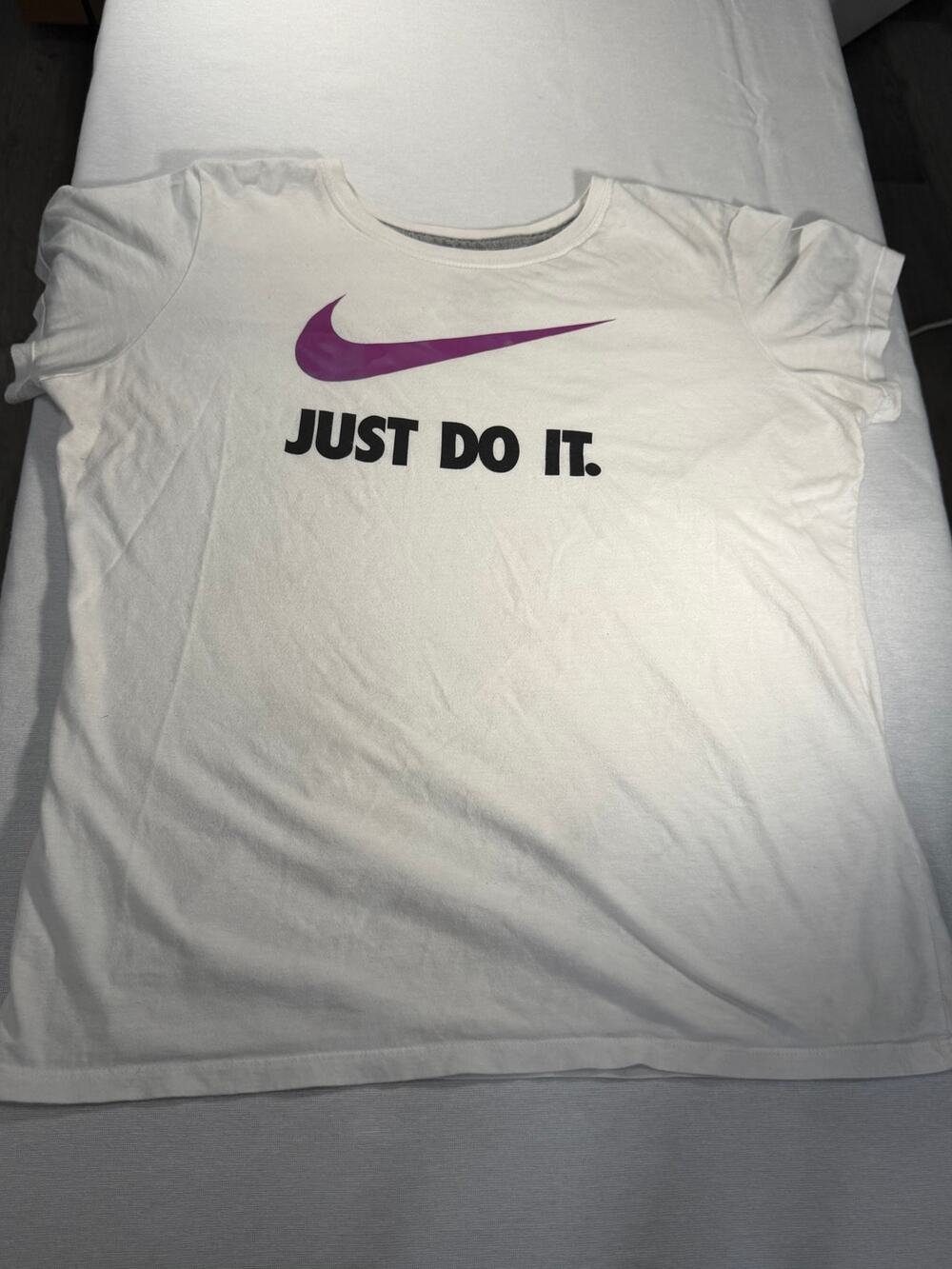 Nike Just Do It White Purple Swoosh T-Shirt Women’s XL